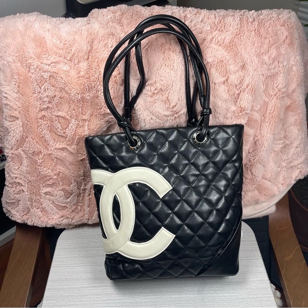 Black Quilted Shoulder Bag with White Logo Accent